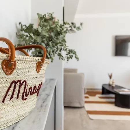 Le Mirage 4* Ле-Лаванду