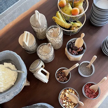 Le Mirage Отель