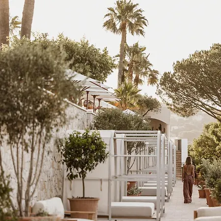 Le Mirage Hotel